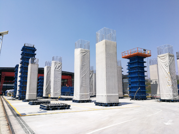 中建安裝裝配式預制墩身蓋梁