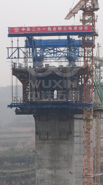 中鐵二十一局合銅高速菱形掛籃租賃