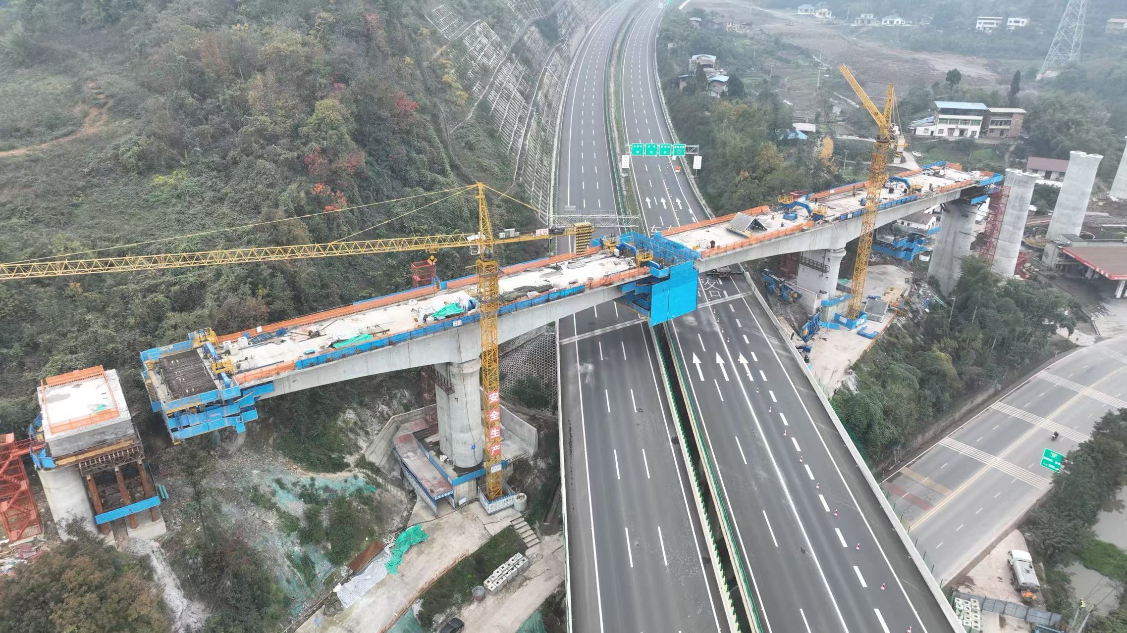 銅安特大橋合龍成功，五新智能懸臂造橋機(jī)轉(zhuǎn)戰(zhàn)淮遠(yuǎn)河特大橋！