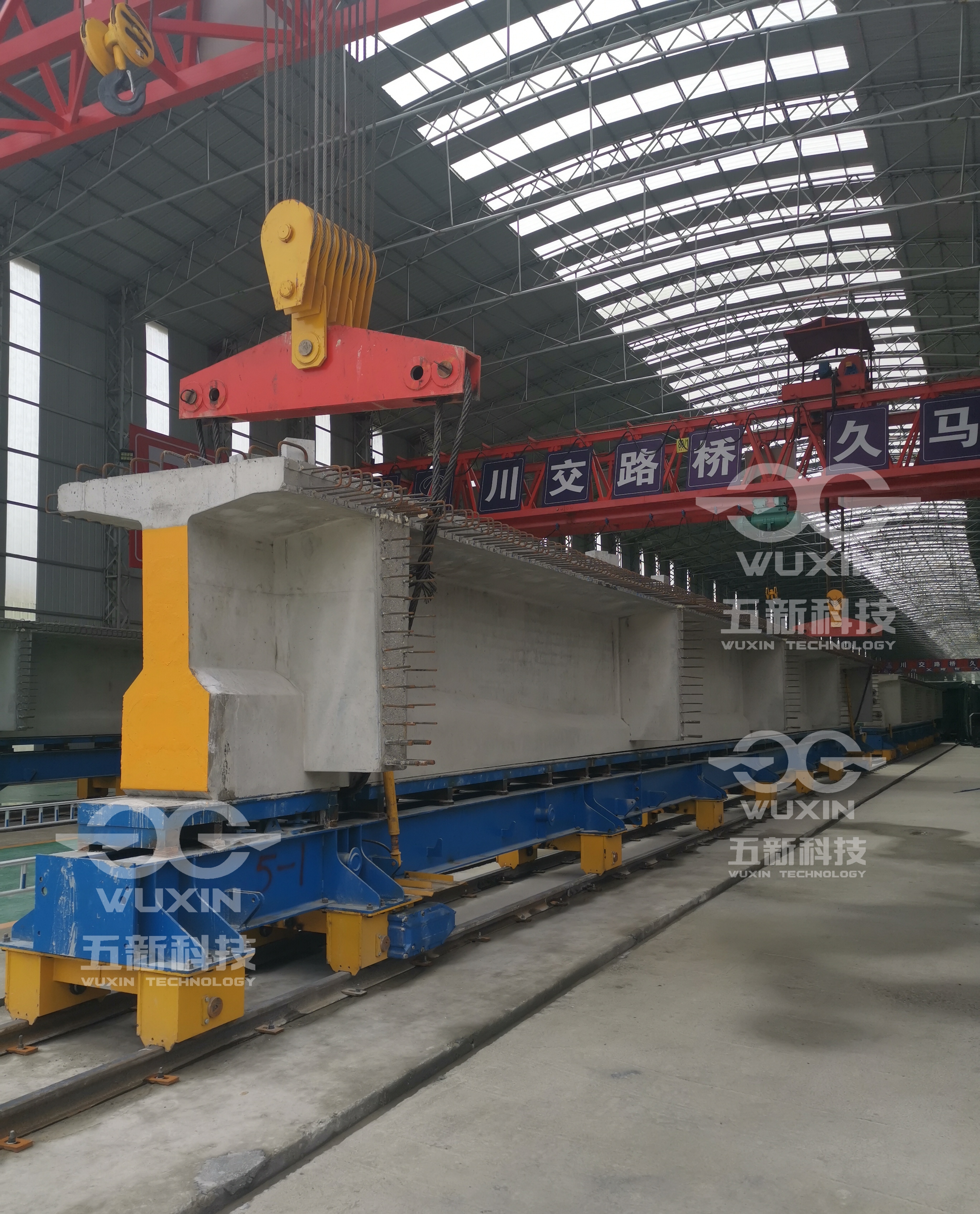 四川路橋-久馬高速