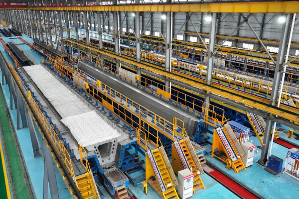 解碼中國公路箱梁智造技術(shù)革新：五新全液壓小箱梁生產(chǎn)線